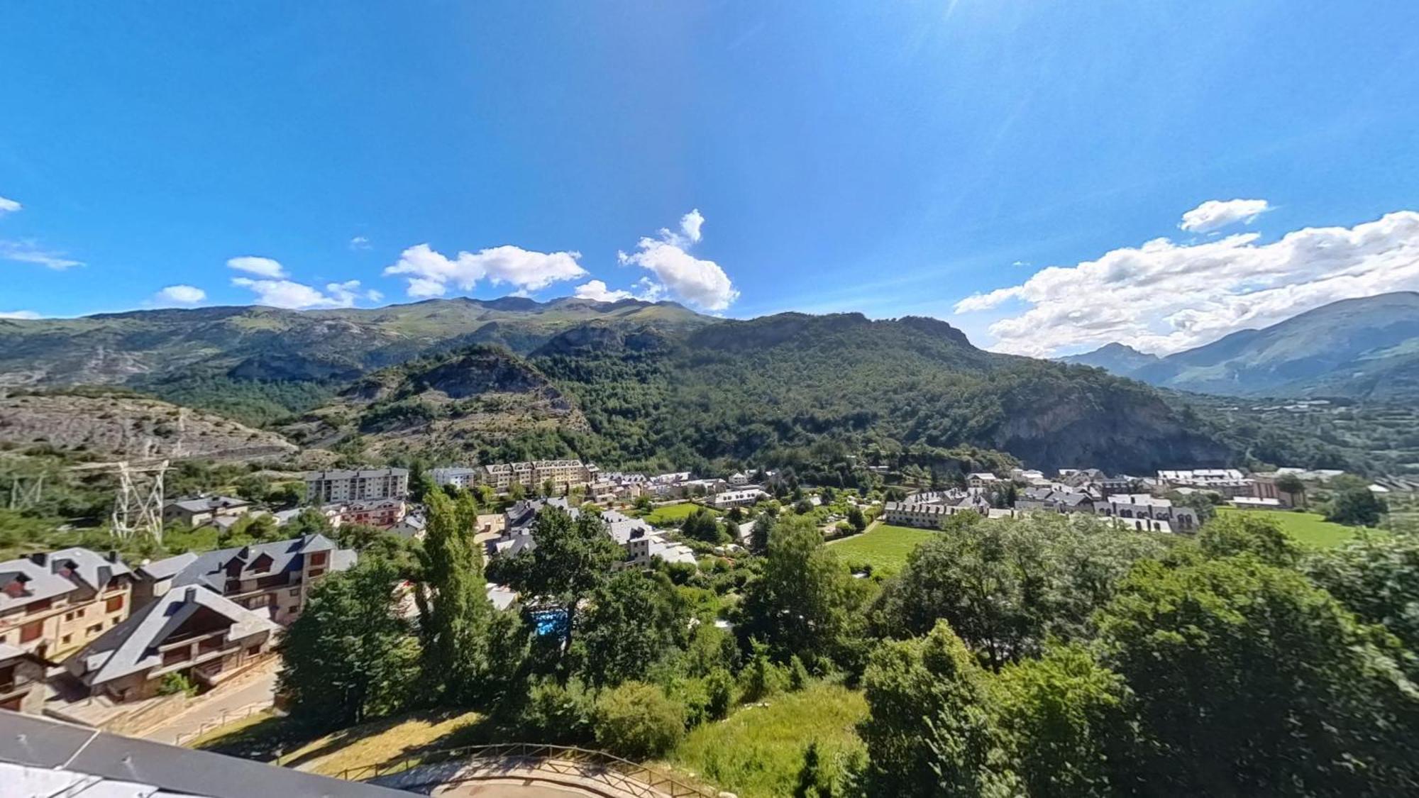 Los Altos De Escarrilla - Tucasaenlospirineos Bagian luar foto